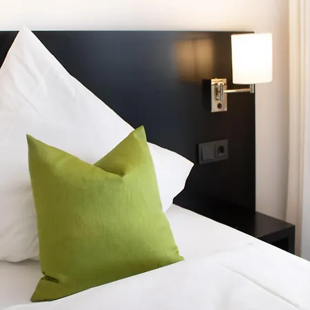 Ei By Wmm Hotel *