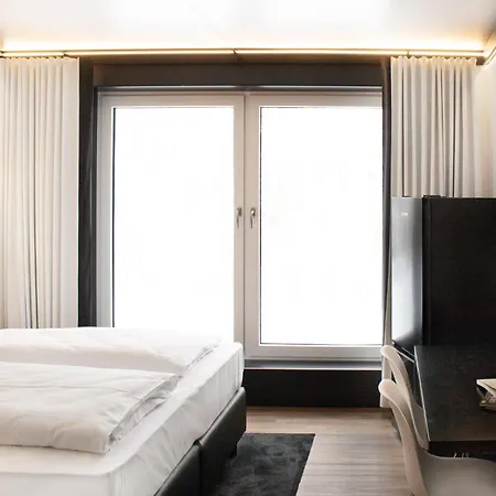 Hotel Ei By Wmm *
