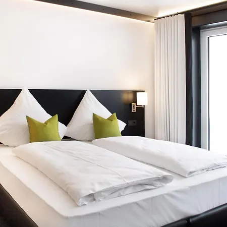 Ei By Wmm Hotel *